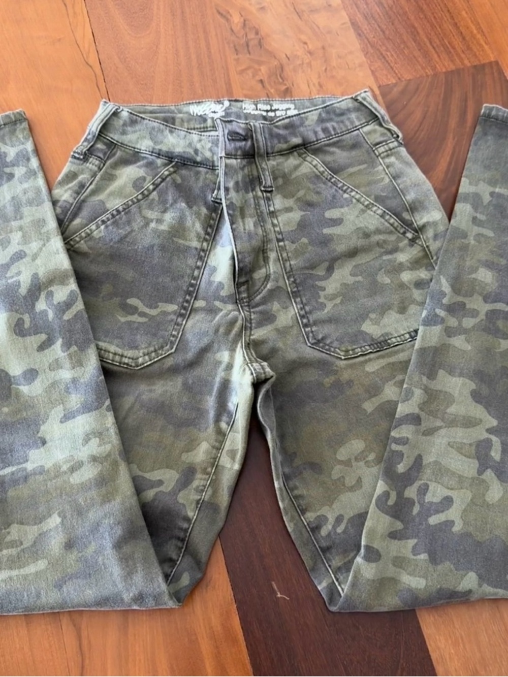 Mossimo Supply Co. High-Rise Camo Jeggings - Green